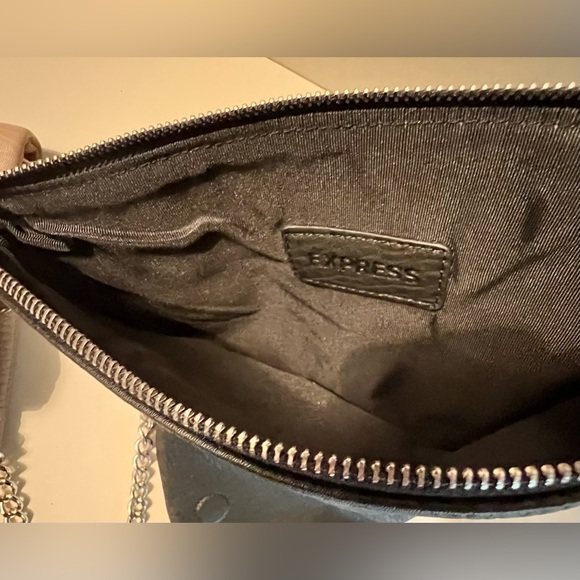 Express Clutches/Handbags - Picture 6 of 6